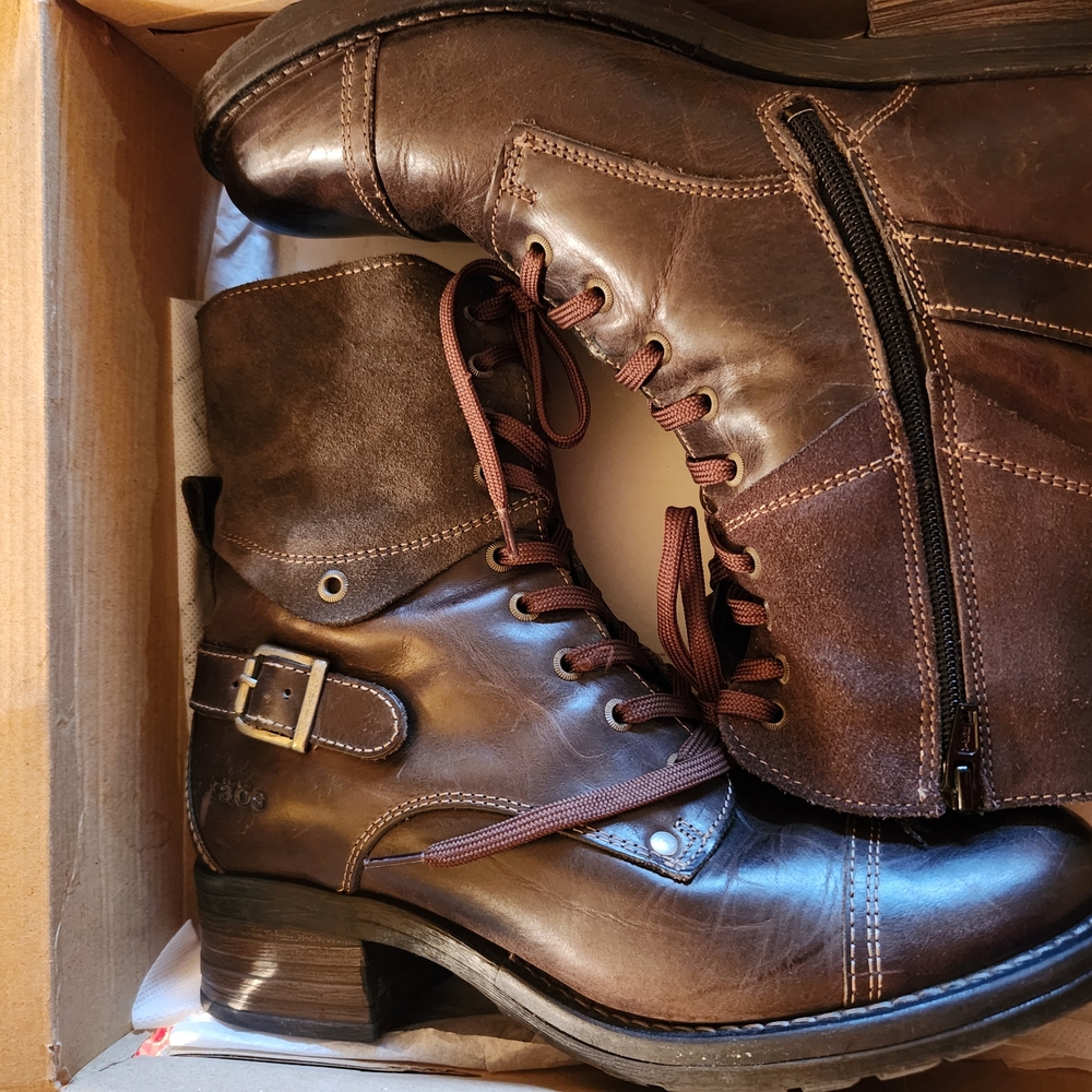 Taos Footwear Dark Brown Ankle Boots